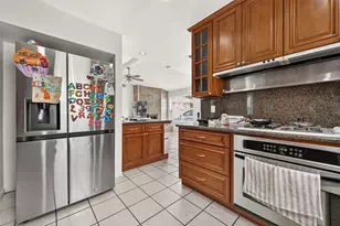 8831 Sandstone St, Houston, TX 77036 - Photo 11
