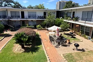 820 W Alabama St, Houston, TX 77006 - Photo 15