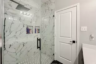 727 Rd 5105, Cleveland, TX 77327 - Photo 31