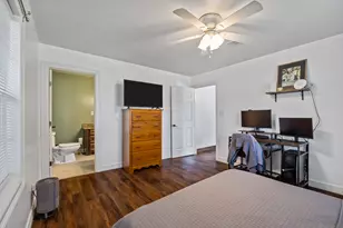 122 W Bernard St, Clute, TX 77531 - Photo 11