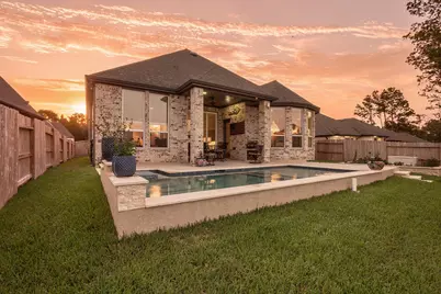 423 N Hillary Step Place, Montgomery, TX 77316 - Photo 3
