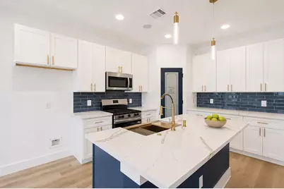 4606 Mallow Street #B, Houston, TX 77051 - Photo 9