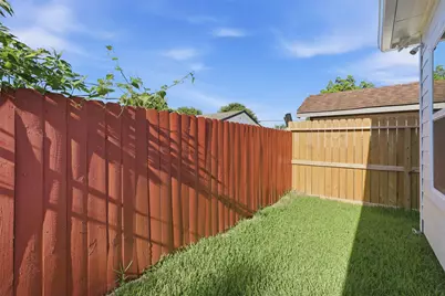 4606 Mallow Street #B, Houston, TX 77051 - Photo 23
