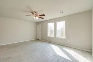 9006 Intervale Street St, Houston, TX 77075 - Photo 5