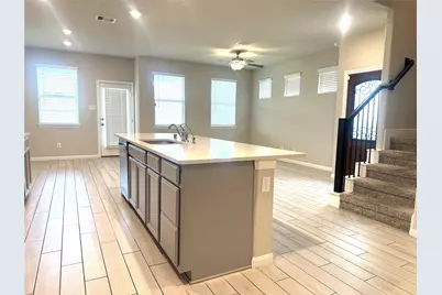 1902 La Magnolia Drive, Houston, TX 77023 - Photo 7