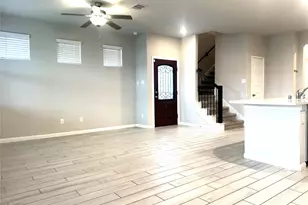 1902 La Magnolia Dr, Houston, TX 77023 - Photo 5
