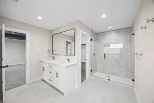 8203 Gladstone St, Houston, TX 77051 - Photo 25