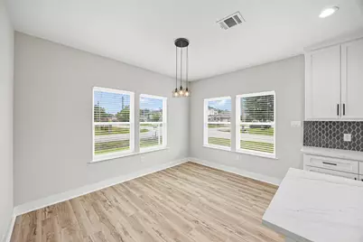 8203 Gladstone Street, Houston, TX 77051 - Photo 7