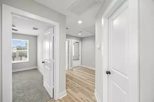 8203 Gladstone St, Houston, TX 77051 - Photo 19