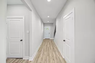 8203 Gladstone St, Houston, TX 77051 - Photo 13