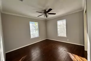 2122 Purdue St, Pasadena, TX 77502 - Photo 9