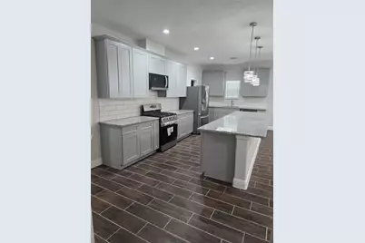 213 Adoue Avenue, Baytown, TX 77520 - Photo 17