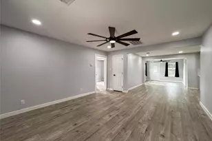 730 Dunkley Dr, Houston, TX 77076 - Photo 15