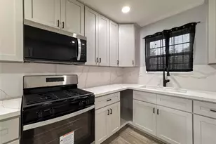 730 Dunkley Dr, Houston, TX 77076 - Photo 7
