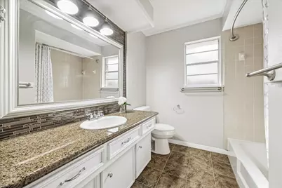 2310 Walnut Bend Lane, Houston, TX 77042 - Photo 25