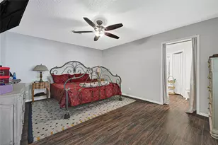 27113 S Harlan Ln, Conroe, TX 77385 - Photo 15