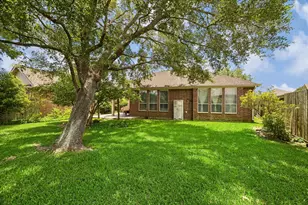 1619 S Lago Vista Dr, Pearland, TX 77581 - Photo 29