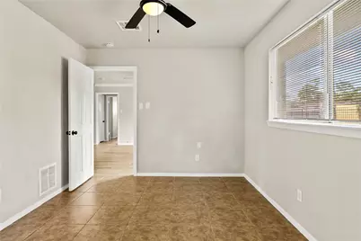 11455 Spottswood Drive, Houston, TX 77016 - Photo 17