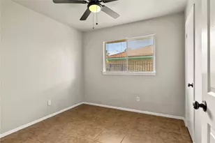 11455 Spottswood Dr, Houston, TX 77016 - Photo 9