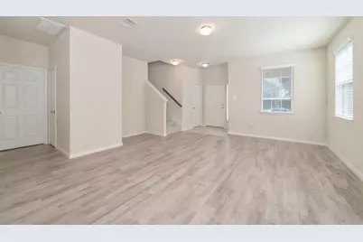 12655 Redbud Villa Lane, Houston, TX 77086 - Photo 5