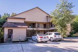 1239 20th St, Huntsville, TX 77340 - Photo 3