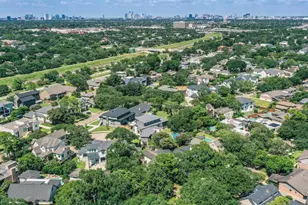 5218 Contour Pl, Houston, TX 77096 - Photo 3