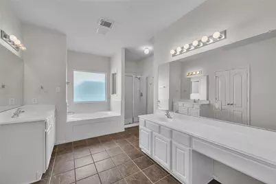 2614 Shady Acres Court, Houston, TX 77008 - Photo 29