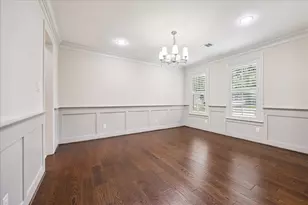 1717 Creek Dr, Houston, TX 77055 - Photo 7