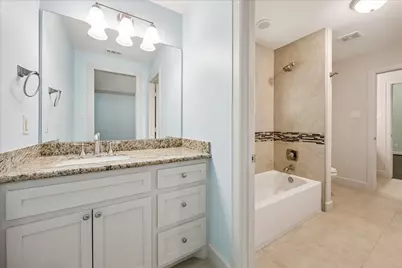 1717 Creek Drive, Houston, TX 77055 - Photo 31