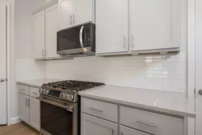 4317 Roseland Street #A, Houston, TX 77006 - Photo 5