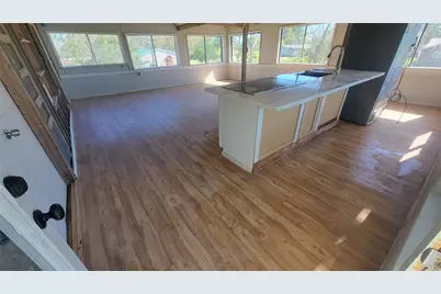 12018 Sandpiper Road, Angleton, TX 77515 - Photo 9