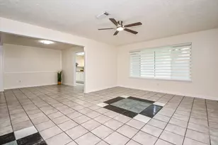 16823 Cobble Ridge Dr, Sugar Land, TX 77498 - Photo 11