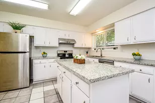 16823 Cobble Ridge Dr, Sugar Land, TX 77498 - Photo 17