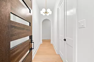 611 E 25th St, Houston, TX 77008 - Photo 5