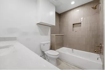 611 E 25th Street #B, Houston, TX 77008 - Photo 21