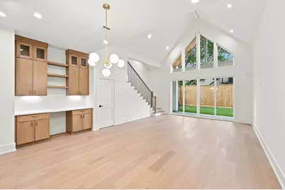 611 E 25th Street #B, Houston, TX 77008 - Photo 9