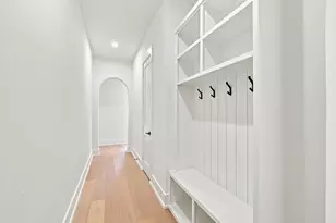 611 E 25th St, Houston, TX 77008 - Photo 33