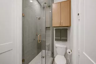 611 E 25th St, Houston, TX 77008 - Photo 23