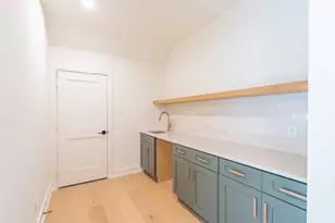 611B E 25th St, Houston, TX 77008 - Photo 23