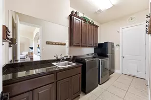 8506 San Juanico St, Houston, TX 77044 - Photo 29