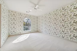 31 Enchanted Woods Dr, Kingwood, TX 77339 - Photo 37