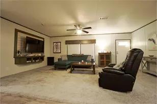 5425 Marengo Pl, Del Valle, TX 78617 - Photo 11