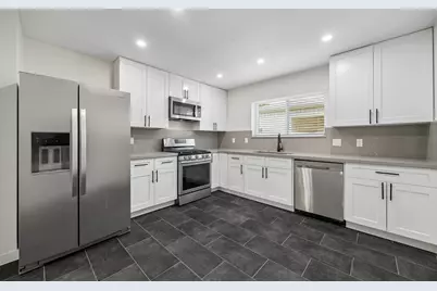 16123 Camino Del Sol Drive, Houston, TX 77083 - Photo 3