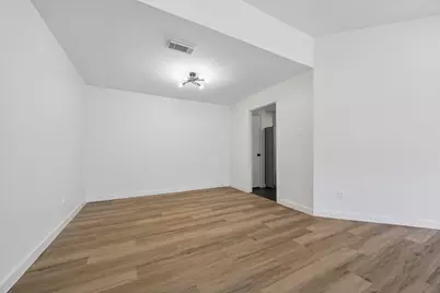16123 Camino Del Sol Drive, Houston, TX 77083 - Photo 9