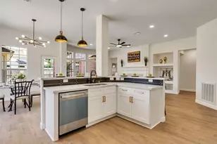 3319 Almond Creek Dr, Houston, TX 77059 - Photo 15