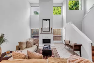 2555 Bering Dr, Houston, TX 77057 - Photo 1