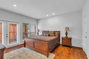 2555 Bering Dr, Houston, TX 77057 - Photo 19