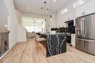 5615 Val Verde St, Houston, TX 77057 - Photo 11