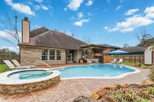 2914 Wilshire Ln, Baytown, TX 77521 - Photo 1