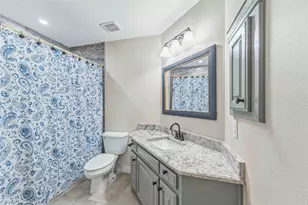 2914 Wilshire Ln, Baytown, TX 77521 - Photo 27